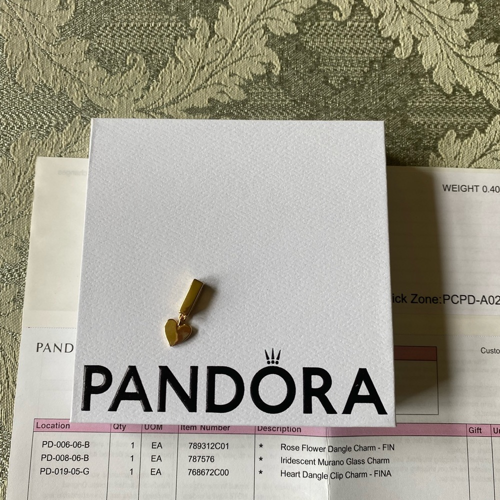 Pandora heart clip charm